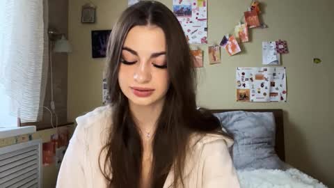 Anna online show from 10.25.25