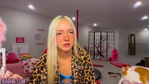 ria  online show from 10.07.25