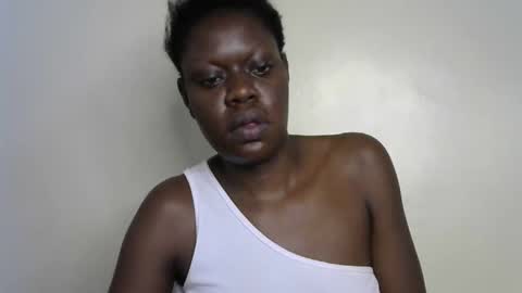 riana_sha online show from 10.28.25