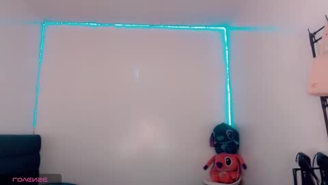 Snapshot of riannagarcia_ chatting on 10.28.25 Rianna Garcia online show from 10.28.25