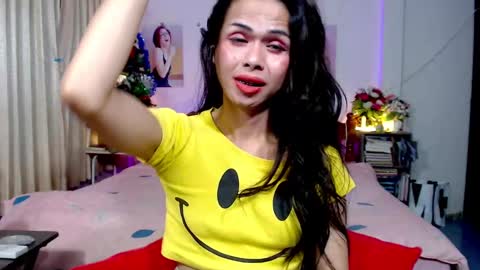 Snapshot of ribbinbovkoy chatting on 03.07.25 ribbinbovkoy online show from 03.07.25