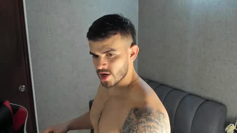 Snapshot of ricardogonzalez666 chatting on 01.15.25 ricardogonzalez666 online show from 01.15.25