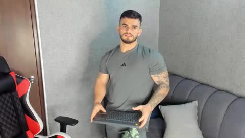 Snapshot of ricardogonzalez666 chatting on 01.20.25 ricardogonzalez666 online show from 01.20.25