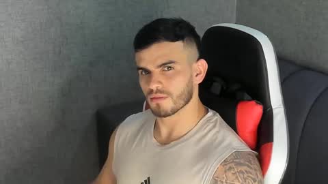 Snapshot of ricardogonzalez666 chatting on 01.26.25 ricardogonzalez666 online show from 01.26.25