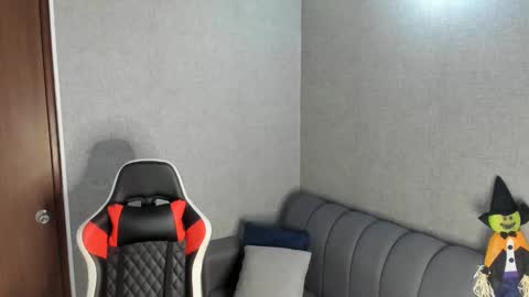 Snapshot of ricardogonzalez666 chatting on 02.15.25 ricardogonzalez666 online show from 02.15.25