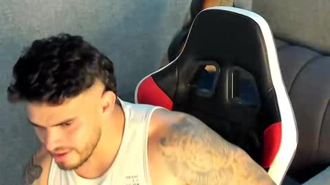 Snapshot of ricardogonzalez666 chatting on 10.13.25 ricardogonzalez666 online show from 10.13.25