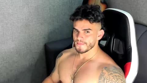 Snapshot of ricardogonzalez666 chatting on 10.29.25 ricardogonzalez666 online show from 10.29.25