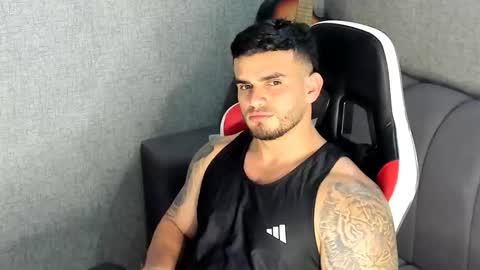 Snapshot of ricardogonzalez666 chatting on 11.13.25 ricardogonzalez666 online show from 11.13.25