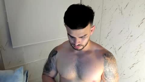 Snapshot of ricardogonzalez666 chatting on 12.17.25 ricardogonzalez666 online show from 12.17.25