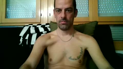 Snapshot of ricardohawtin chatting on 02.18.26 ricardohawtin online show from 02.18.26