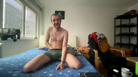 Snapshot of ricciardio chatting on 01.07.25 ricciardio online show from 01.07.25