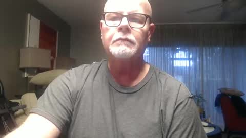 rich32937 online show from 09.17.25