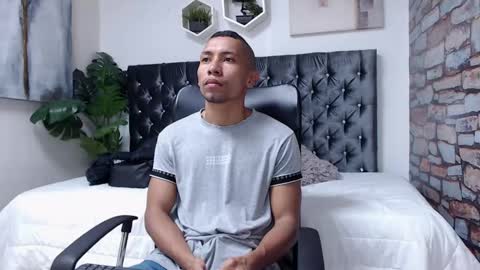 Snapshot of richar_voller chatting on 12.26.24 richar_voller online show from 12.26.24