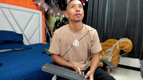 richar_voller online show from 10.28.25