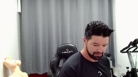 Snapshot of richrolland chatting on 11.29.25 Rickseduction online show from 11.29.25