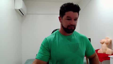 Snapshot of richrolland chatting on 12.20.25 Rickseduction online show from 12.20.25