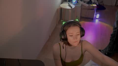 Snapshot of rickisanchez chatting on 12.15.24 RickiSanchez online show from 12.15.24