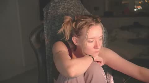 Snapshot of rickisanchez chatting on 02.24.25 RickiSanchez online show from 02.24.25