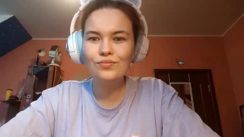 Snapshot of rickiwellman chatting on 11.04.25 Elena online show from 11.04.25