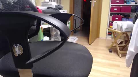 Snapshot of riemen78 chatting on 12.22.25 riemen78 online show from 12.22.25