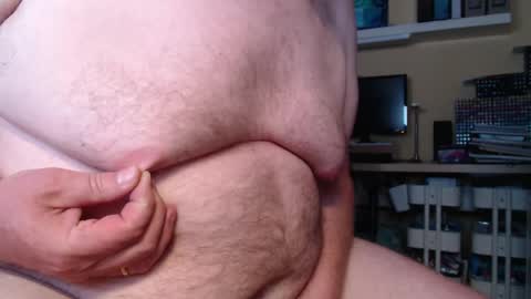 Snapshot of riemen78 chatting on 05.27.26 riemen78 online show from 05.27.26