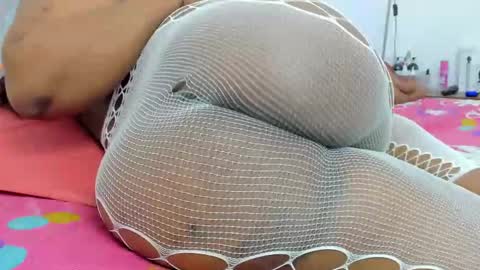 Snapshot of rihanna_abiodun chatting on 10.29.25 Rihanna Abiodun online show from 10.29.25