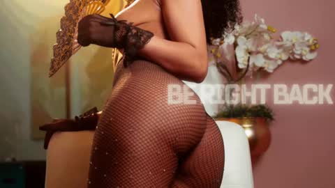 Snapshot of rihannadeep chatting on 02.11.25 Sara online show from 02.11.25