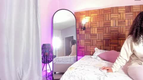 Snapshot of rihannadeep chatting on 02.14.25 Sara online show from 02.14.25