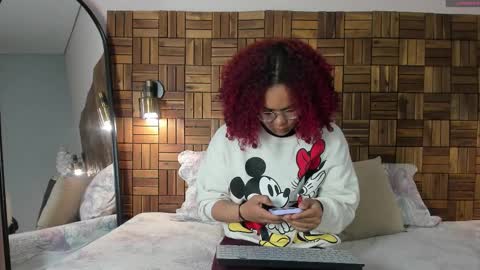 Snapshot of rihannadeep chatting on 09.11.25 Sara online show from 09.11.25