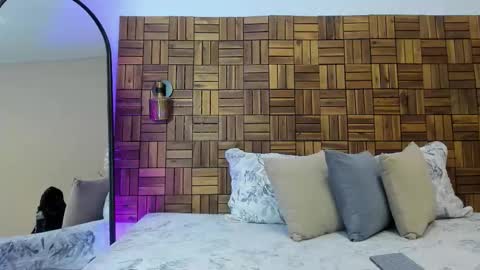 Snapshot of rihannadeep chatting on 10.31.25 Sara online show from 10.31.25