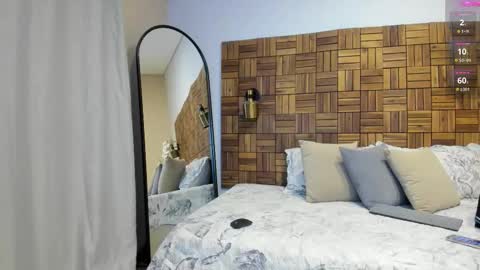 Snapshot of rihannadeep chatting on 11.05.25 Sara online show from 11.05.25