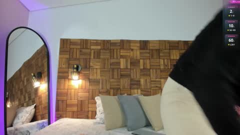 Snapshot of rihannadeep chatting on 11.08.25 Sara online show from 11.08.25