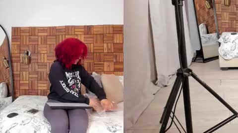 Snapshot of rihannadeep chatting on 11.23.25 Sara online show from 11.23.25