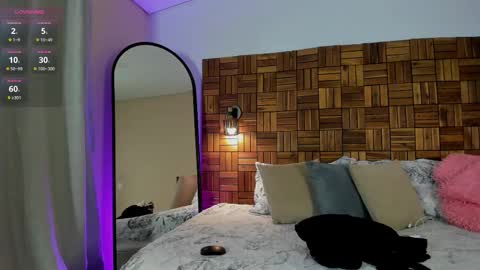 Snapshot of rihannadeep chatting on 11.28.25 Sara online show from 11.28.25