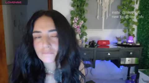 Snapshot of riiley_ chatting on 07.19.26 Independent model online show from 07.19.26