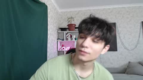 Snapshot of rik_and chatting on 03.09.25 Rick online show from 03.09.25