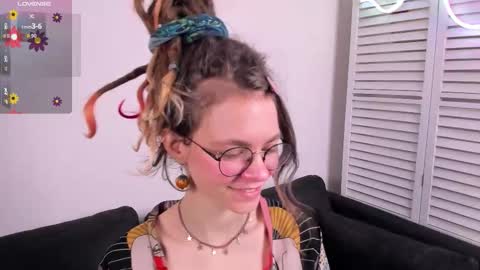 Rin  online show from 10.23.25