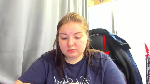 Snapshot of rina16 chatting on 10.27.25 rina16 online show from 10.27.25