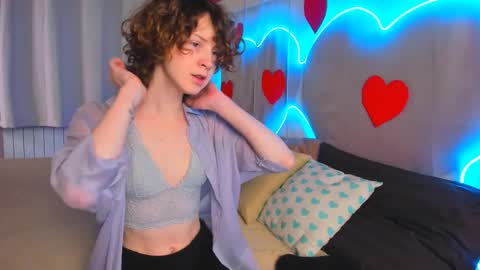 Snapshot of rina_dee chatting on 02.17.25 . Rina . online show from 02.17.25