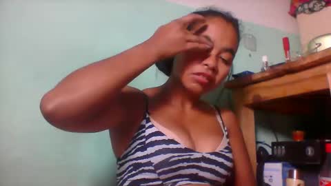 Snapshot of rinah856024 chatting on 04.19.26 rinah856024 online show from 04.19.26