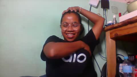 Snapshot of rinah856024 chatting on 04.21.26 rinah856024 online show from 04.21.26