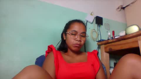 Snapshot of rinah856024 chatting on 04.29.26 rinah856024 online show from 04.29.26