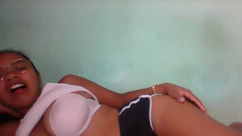 Snapshot of rinah856024 chatting on 05.02.26 rinah856024 online show from 05.02.26