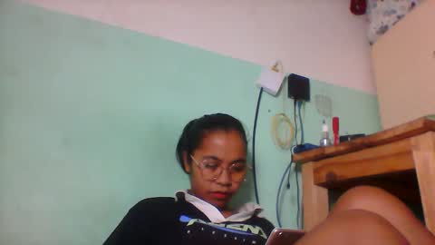 Snapshot of rinah856024 chatting on 05.05.26 rinah856024 online show from 05.05.26