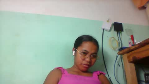 Snapshot of rinah856024 chatting on 05.13.26 rinah856024 online show from 05.13.26