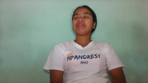 Snapshot of rinah856024 chatting on 05.18.26 rinah856024 online show from 05.18.26