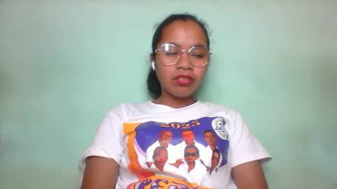 Snapshot of rinah856024 chatting on 05.23.26 rinah856024 online show from 05.23.26