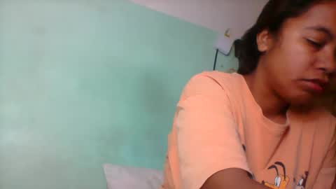 Snapshot of rinah856024 chatting on 05.28.26 rinah856024 online show from 05.28.26