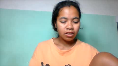 Snapshot of rinah856024 chatting on 05.29.26 rinah856024 online show from 05.29.26