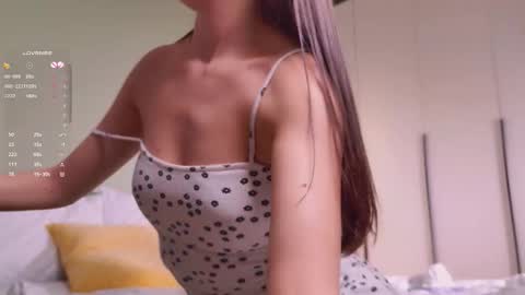 Snapshot of rinassecret chatting on 12.14.25 Rina online show from 12.14.25